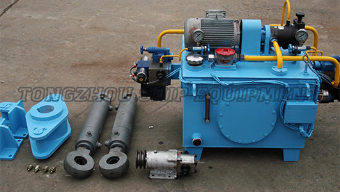 Hydraulické volant swingového válce
